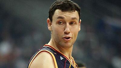 «Ερυθρόλευκος» και ο Μαυροκεφαλίδης