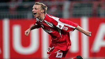 Η Φρανκφούρτη απέκτησε τον Μίχαελ Τουρκ