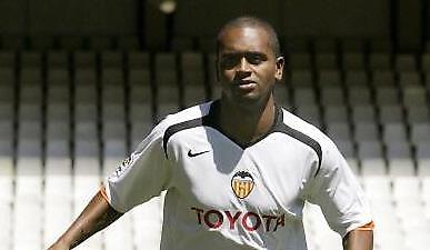 Ενδιαφέρον Μπάρτσα για Μιγκέλ