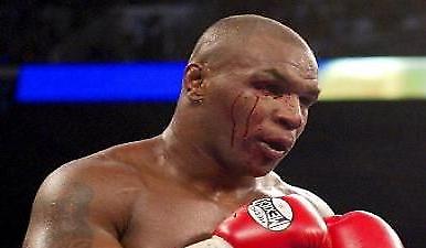 Επιστρέφει στους αγώνες ο Iron Mike