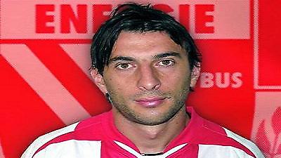 Ανανέωσε με Κότμπους ο Μιτρέσκι