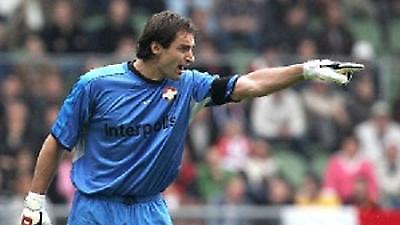 Στην Αϊντχόβεν ο Μόενς