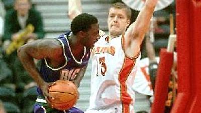 Στη Ζαλγκίρις ο Μότολα