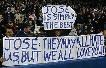 Μουρίνιο: «Ο κόσμος μας μισεί»