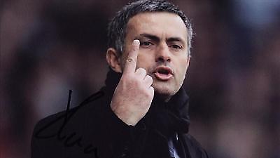 Μουρίνιο: «Θέλω να μείνω στην Τσέλσι, αλλά…»