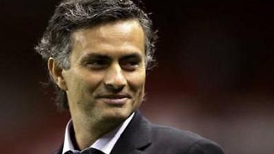 Μουρίνιο: «Δεν μου έχουν πει τίποτα από τη διοίκηση»