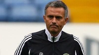 Μουρίνιο: «Περιμένω τηλέφωνα»