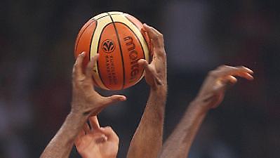 Πρώτη πράξη για «αιώνιους»