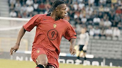 «Κάτοικος» Αμβούργου ο Μπενζά