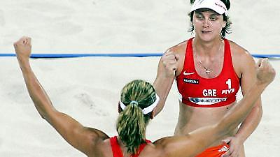 Συνεχίζουν στο β' γύρο