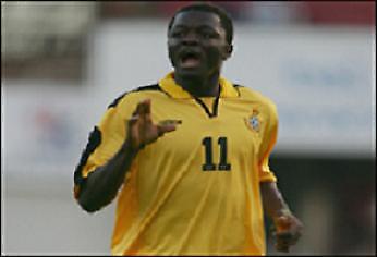 Λεονάρντι: «Ο Μουντάρι είναι παίκτης μας»