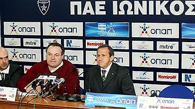 Μουνιόθ: «Συνεχίζουμε να ψάχνουμε»