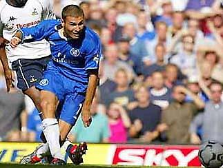 Να ξεκαθαρίσει το θέμα του Μούτου ζήτησε από τη FIFA η ρουμανική ομοσπονδία