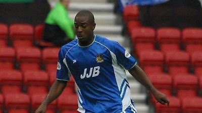 Ο Έλινγκτον απέρριψε πρόταση επέκτασης συμβολαίου