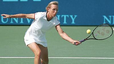 Αποσύρεται οριστικά η Ναβρατίλοβα