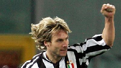 Ο Μουρίνιο θέλει Νέντβεντ