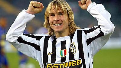 Συνεχίζει το ποδόσφαιρο ο Νέντβεντ