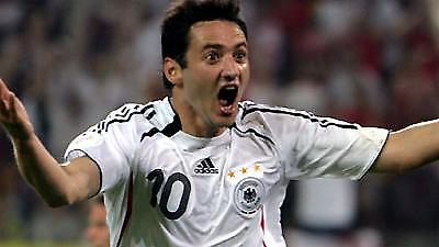 «Βόμβα» με Νόιβιλ!