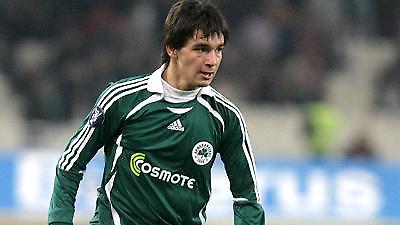 Κλείνει τα αυτιά του στις «Σειρήνες»