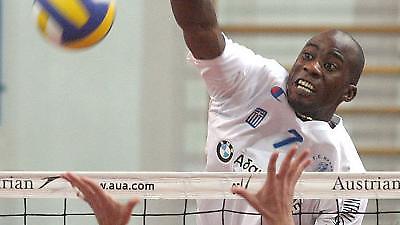 Ομοβροντία(ζ) στο λιμάνι!