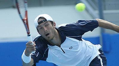 Με το… δεξί ο Οικονομίδης