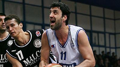 Οικονόμου: «Μπορούμε να μπούμε στην 4άδα»