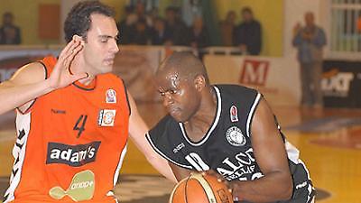 Όλιβερ: «Νίκη για να αποφύγουμε τον πάτο»