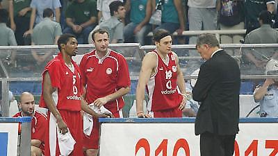 «Νυχτοπερπατήματα» στο λιμάνι