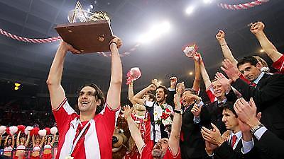 Το «αντίο» μιας «σημαίας»…