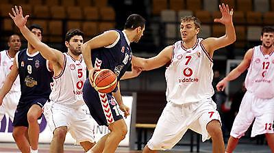 Με τα βλέμματα στο Ελληνικό