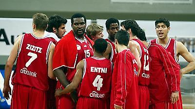 Σε απόσταση βολής...