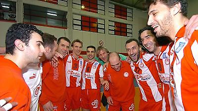 «Ερυθρόλευκη» μεταμόρφωση