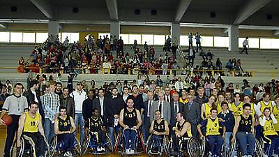 «Τρίποντο Αγάπης» από τον Ολυμπιακό