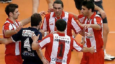 Εύκολες νίκες για τα φαβορί