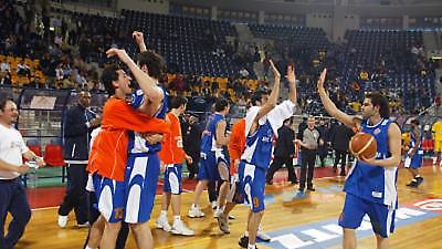 A1: Σε «τεντωμένο σχοινί» η Ολύμπια Λάρισας