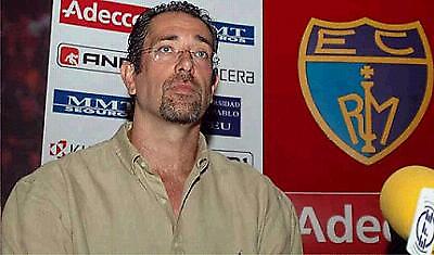 Απολύθηκε ο Ορένγκα από την Εστουντιάντες