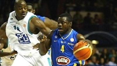 Ευρωλίγκα: «Σούπερ» Ταού, μεγάλες νίκες για Μακάμπι, Μάλαγα