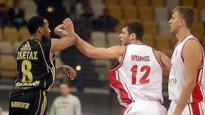 «Μονομαχία» στο ΣΕΦ!