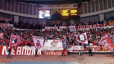 Με όπλο την ψυχολογία και την έδρα