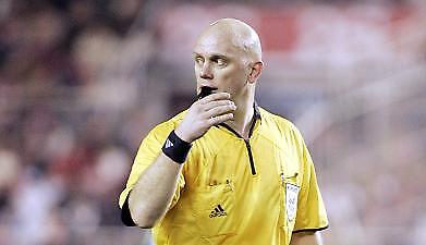 Ο Όβρεμπο «σφυρίζει» το Ρεάλ-Ολυμπιακός