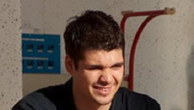 «Νοκ άουτ» ο Οζμπολτ