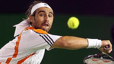 Πτώση δύο θέσεων για Παγδατή