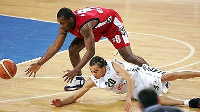 «Αυτοκτονία», αλλά και πρόκριση για Πανιώνιο