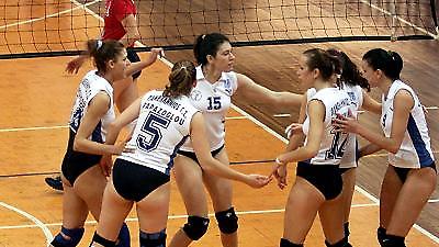 Με Ρωσίδες για τους ''16''