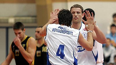 Στην Κυψέλη το ντέρμπι...