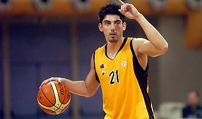 Για την τιμή των όπλων η ΑΕΚ