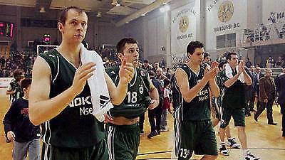 Εύκολα για τους «αιώνιους»