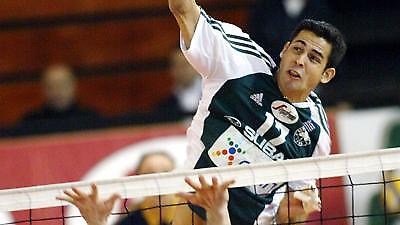 Περιμένοντας τον Ντος Σάντος