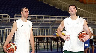 Α1: Νοκ-άουτ Σισκάουσκας και Ντελκ