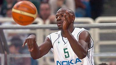 Α1: «Πάνοπλο» στην Κυψέλη το «τριφύλλι»